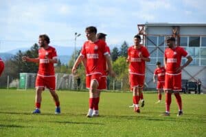 Pucioasa pierde acasă, după un joc cu faze controversate