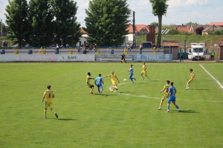 Progresul Pecica a învins CIL Blaj și și-a asigurat menținerea în Liga a III-a