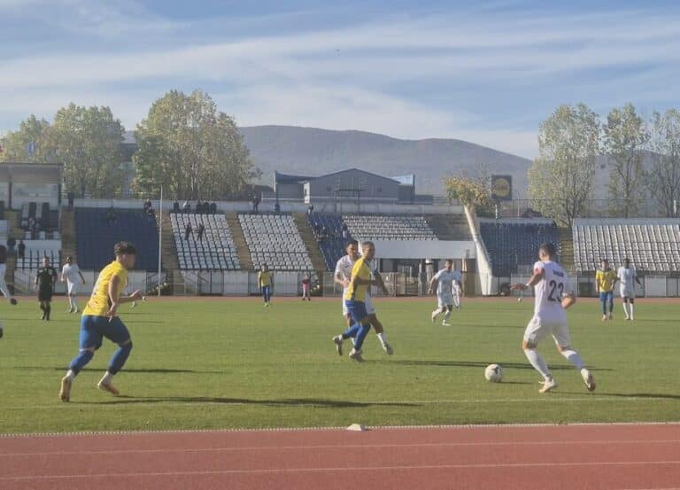 Unirea Alba Iulia a învins-o cu 4-0 pe Progresul Pecica și își consolidează poziția de lider